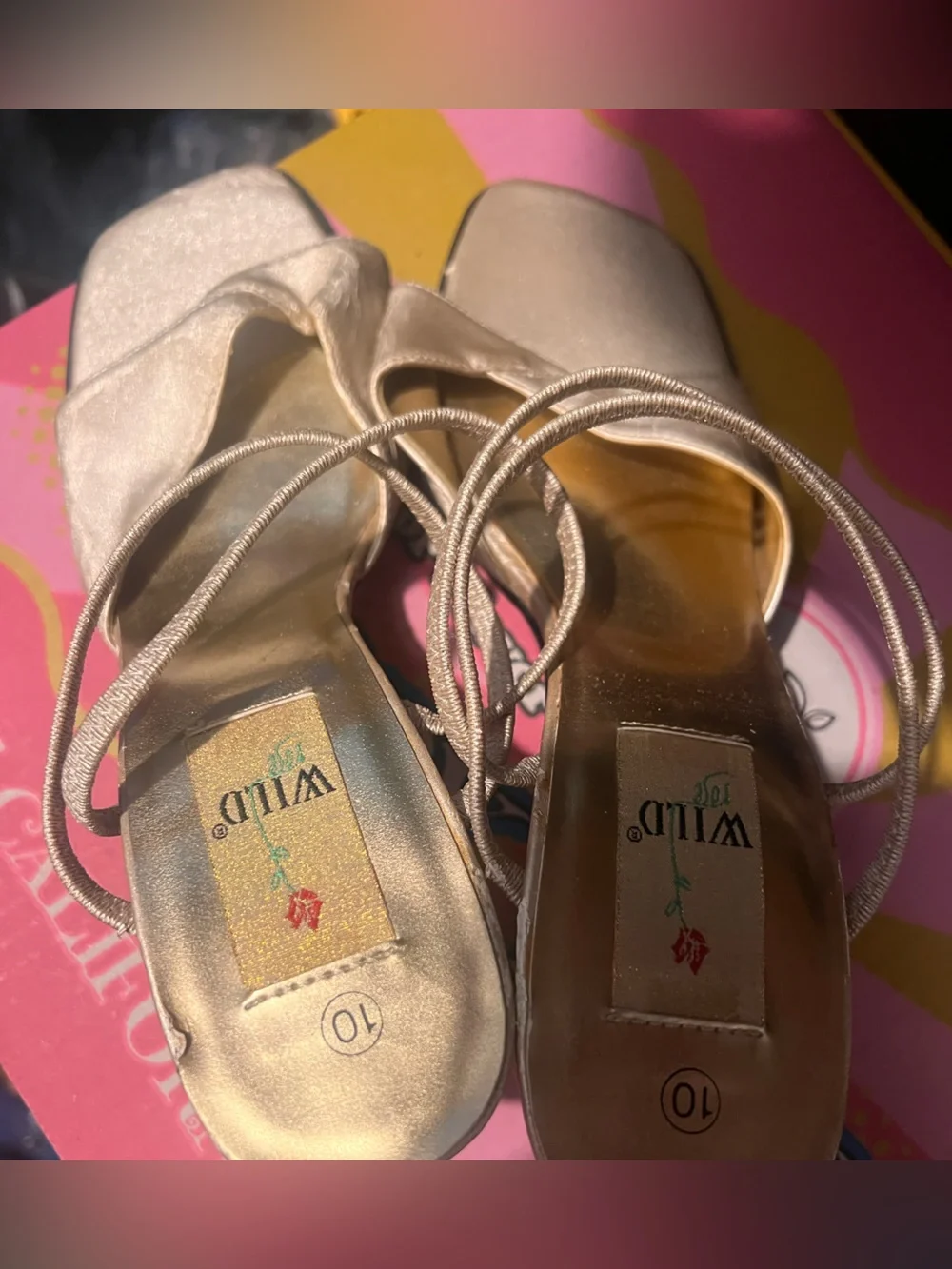 Women's Strappy Sandal in Light Pink